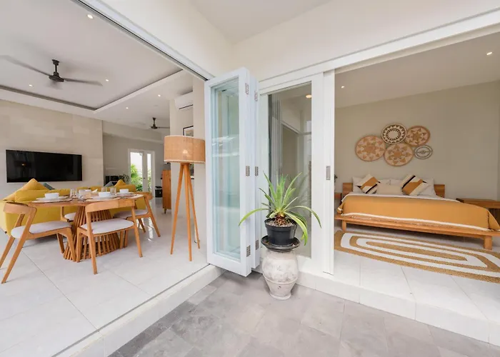 The Eclipse - The Luxurious 2br Private Pool Getaway
